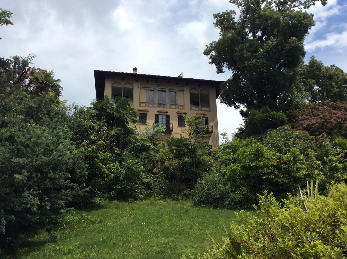 Hotel Villa Della Quercia Verbania Eksteriør bilde