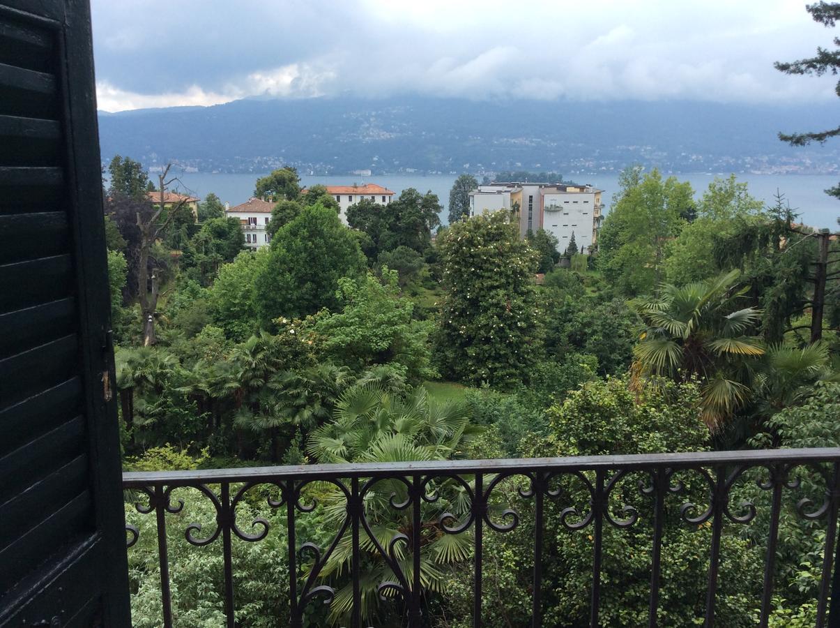 Hotel Villa Della Quercia Verbania Eksteriør bilde