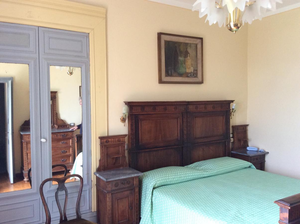 Hotel Villa Della Quercia Verbania Eksteriør bilde