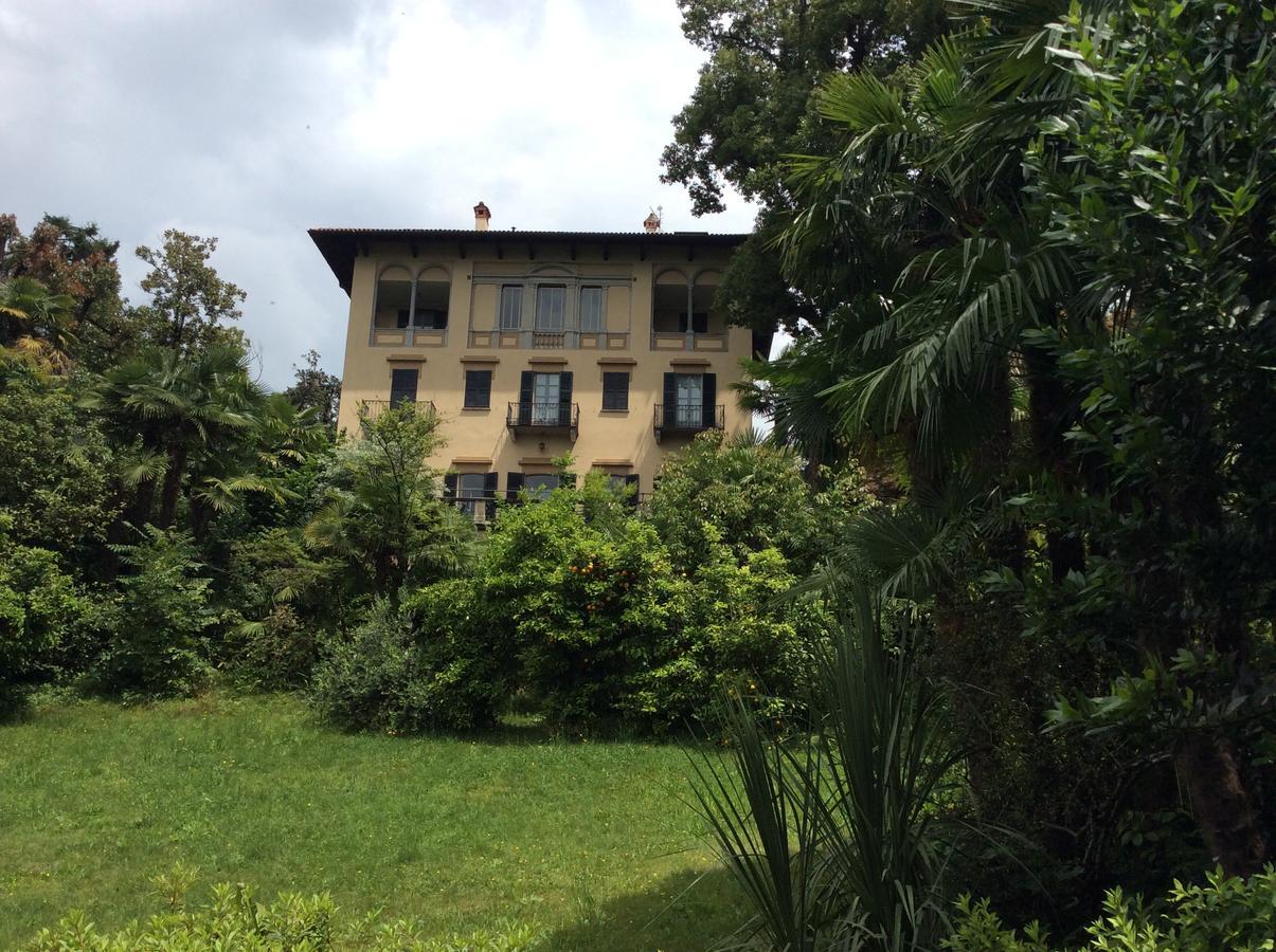 Hotel Villa Della Quercia Verbania Eksteriør bilde