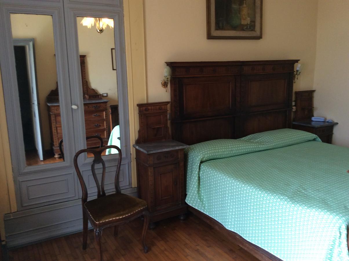 Hotel Villa Della Quercia Verbania Eksteriør bilde